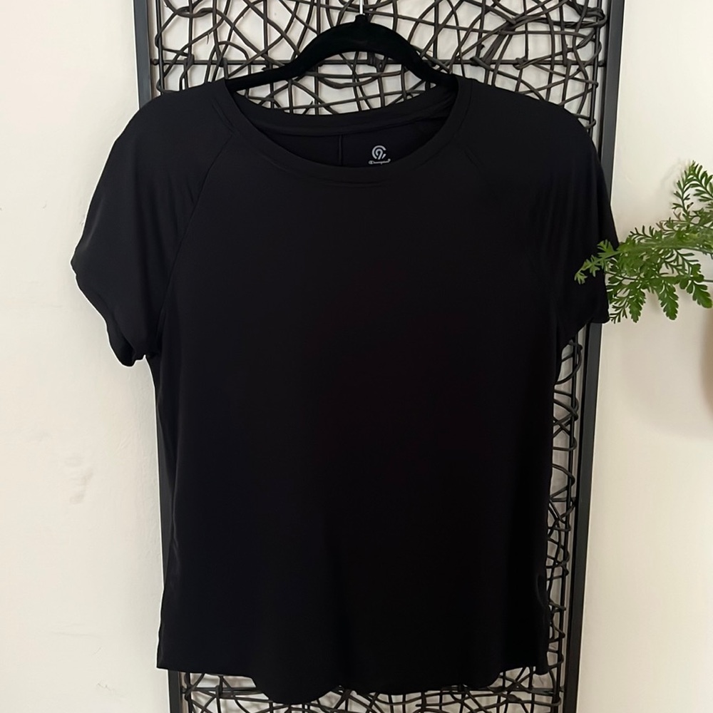 Champion sports top
